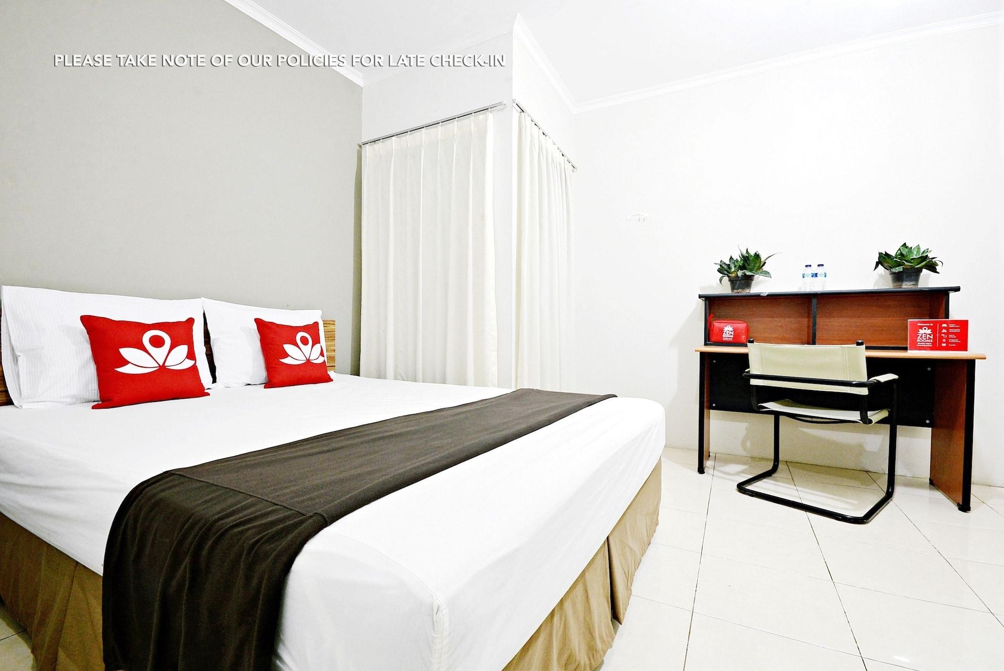 Zen Rooms Mampang Prapatan Jakarta Luaran gambar