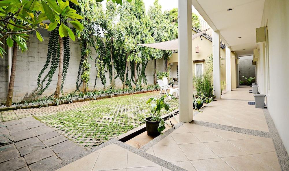 Zen Rooms Mampang Prapatan Jakarta Luaran gambar