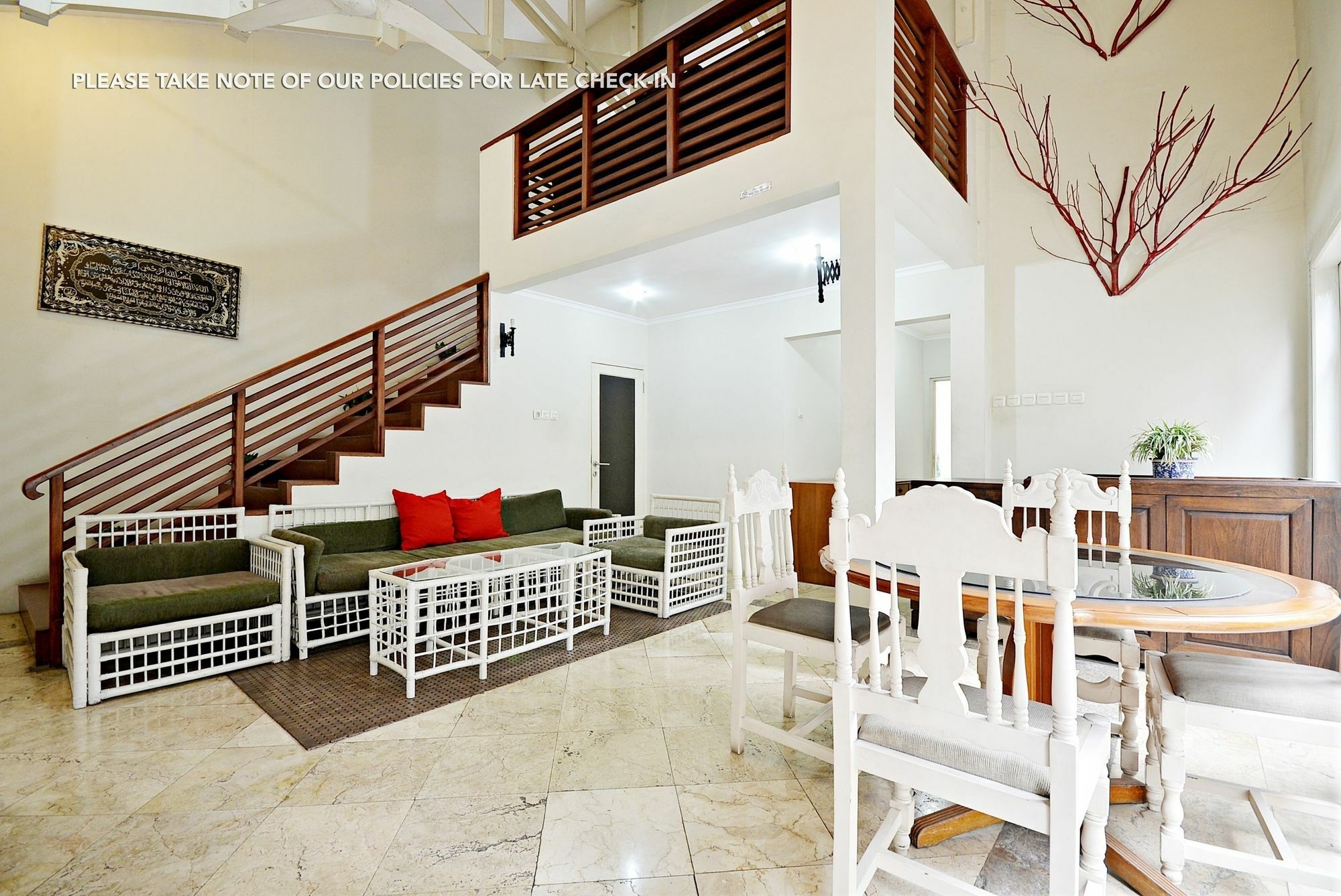 Zen Rooms Mampang Prapatan Jakarta Luaran gambar
