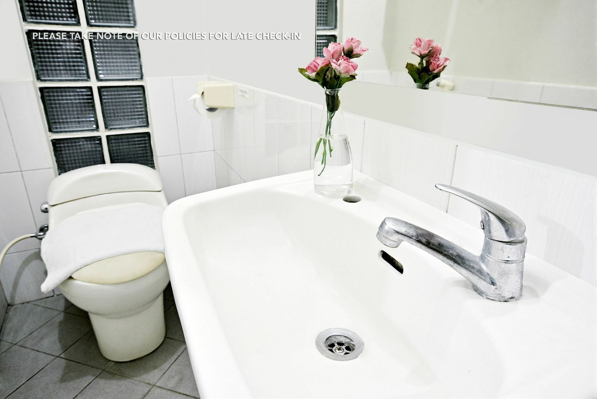 Zen Rooms Mampang Prapatan Jakarta Luaran gambar